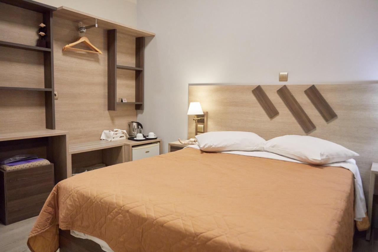Amalia City Rooms Chios Town Exterior foto