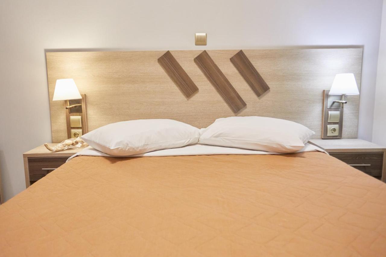 Amalia City Rooms Chios Town Exterior foto