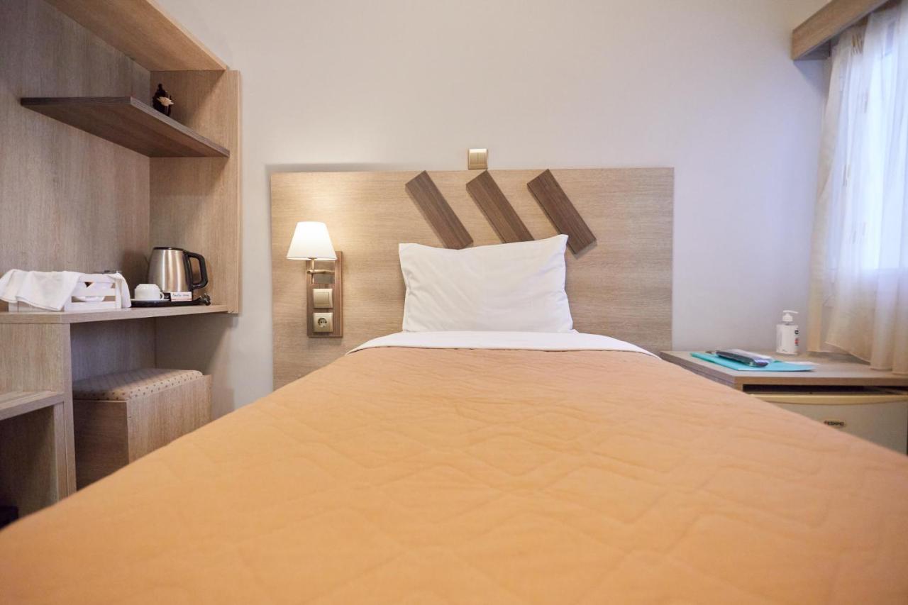 Amalia City Rooms Chios Town Exterior foto