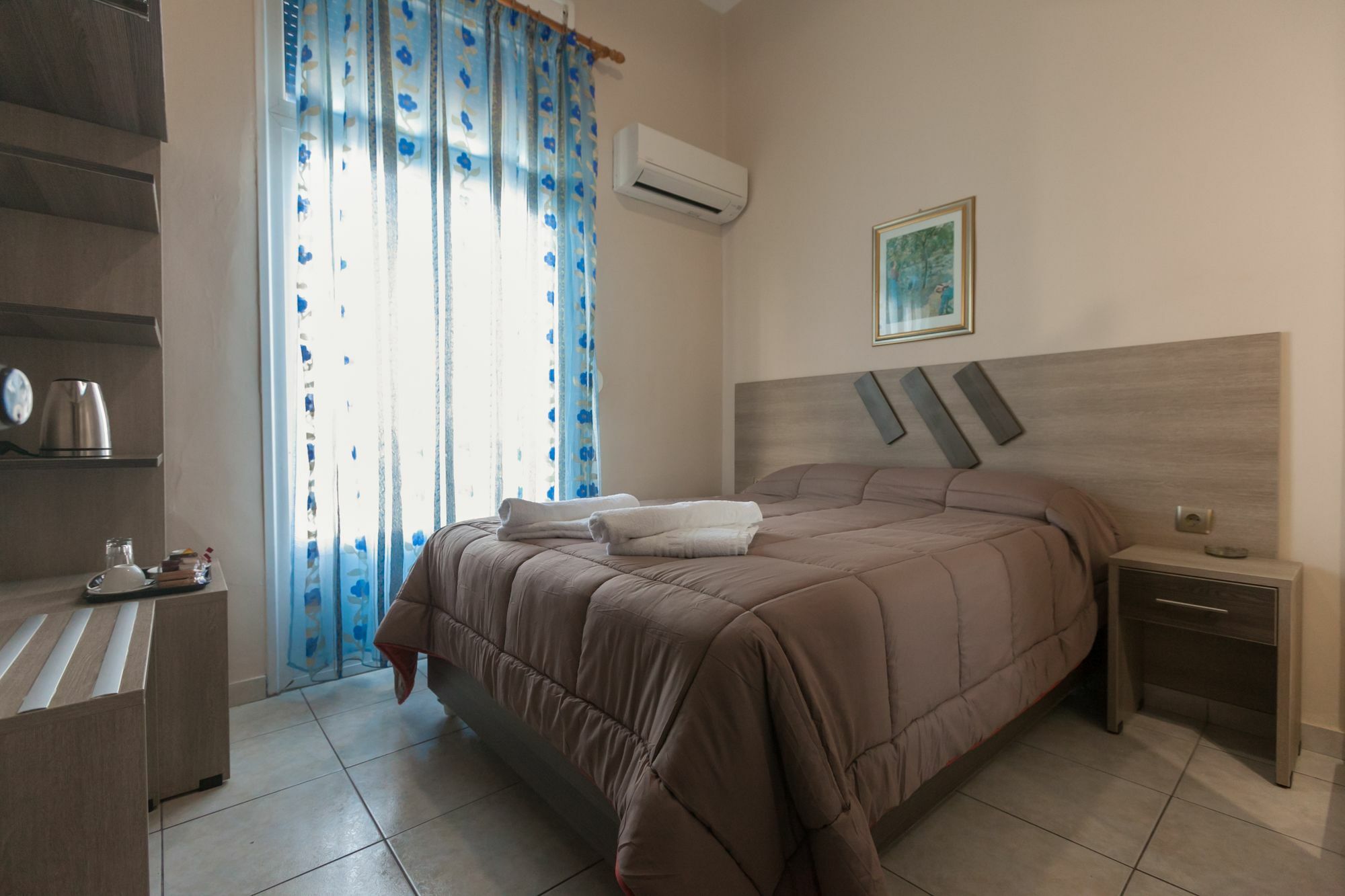 Amalia City Rooms Chios Town Exterior foto